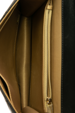 Small Chic Pearls Flap Bag