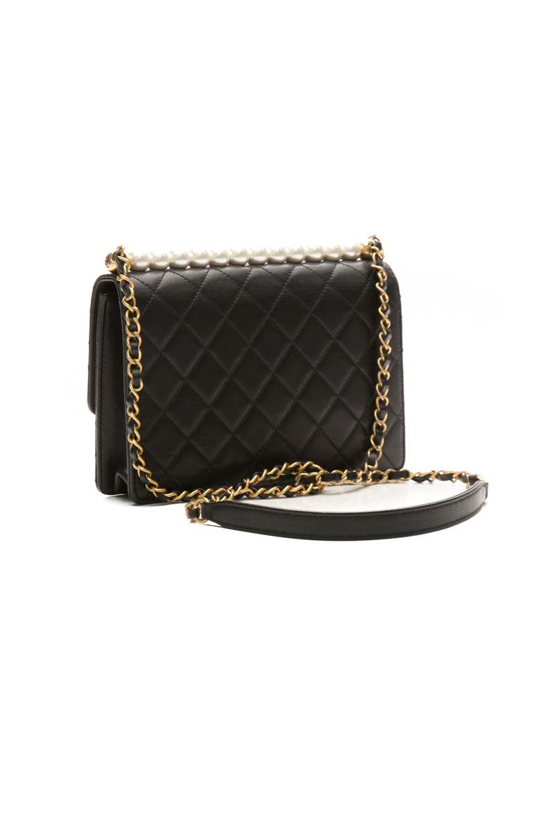 Small Chic Pearls Flap Bag