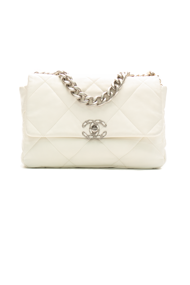 Chanel-Large-Chanel-19-Bag-295987