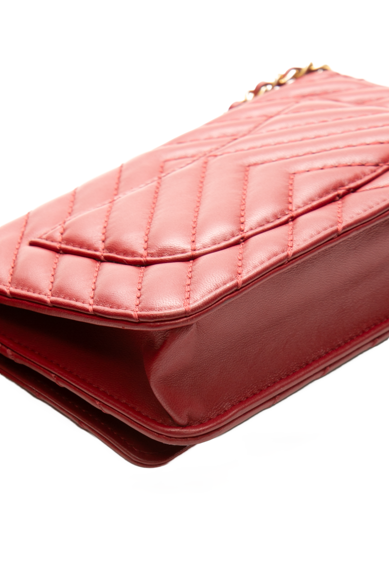 Metiers D'Art Wallet on Chain