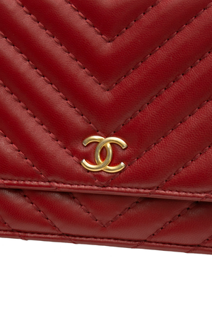 Metiers D'Art Wallet on Chain