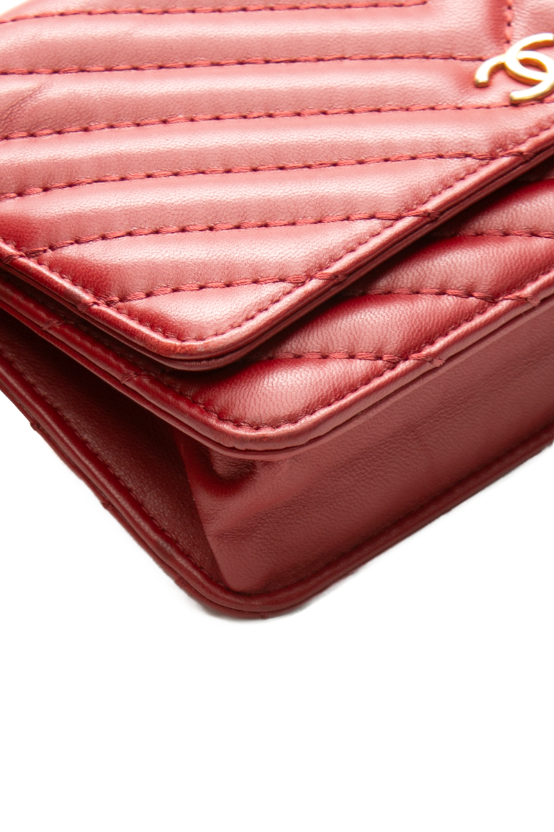 Metiers D'Art Wallet on Chain