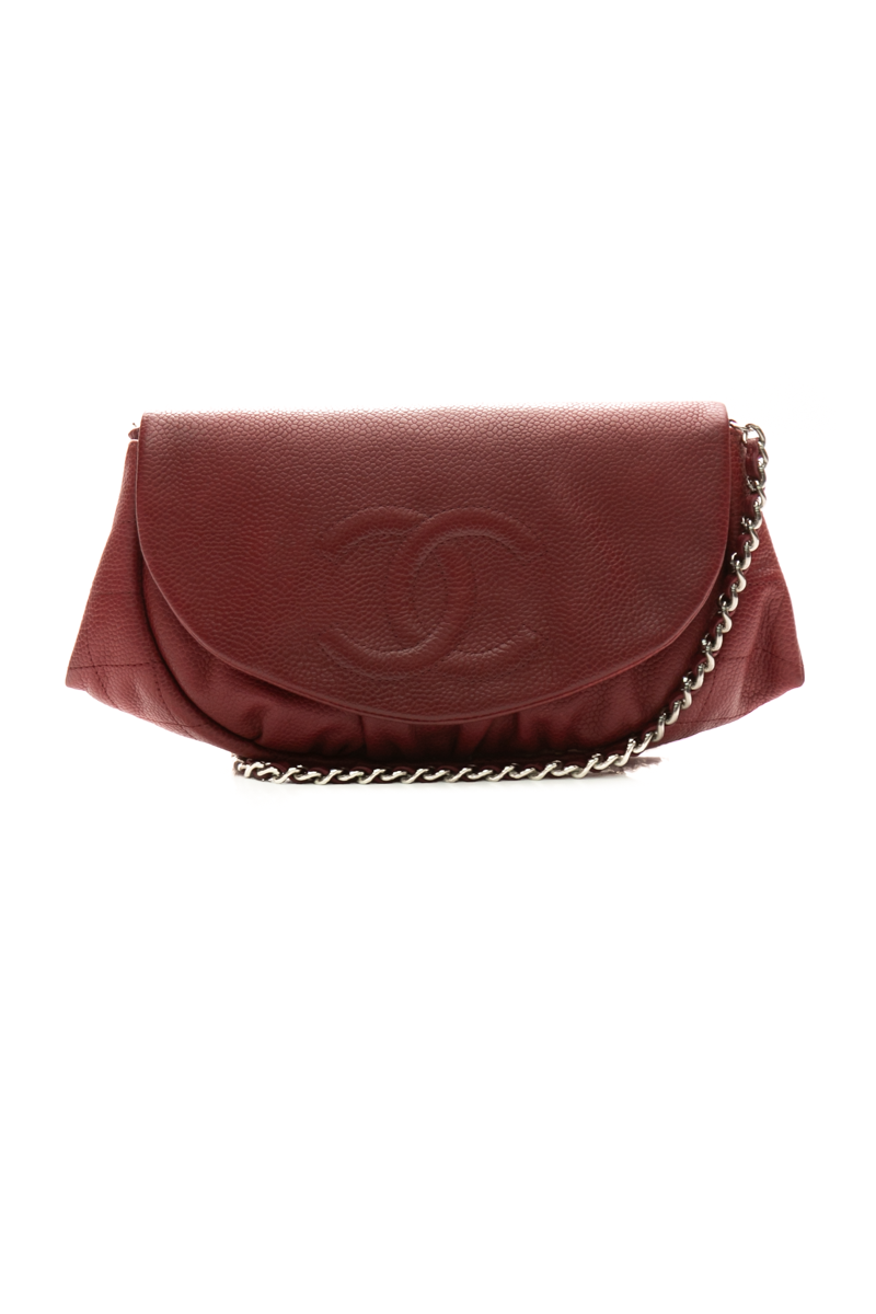 Chanel-Half-Moon-Wallet-on-Chain-296216