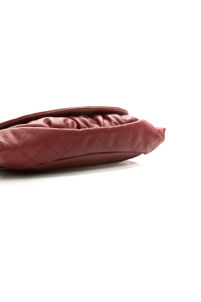 Half Moon Wallet on Chain