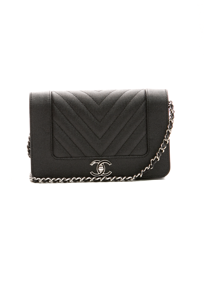 Chanel-Mademoiselle-Wallet-on-Chain-296825