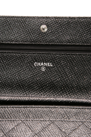 Pressed Glitter Wallet on Chain