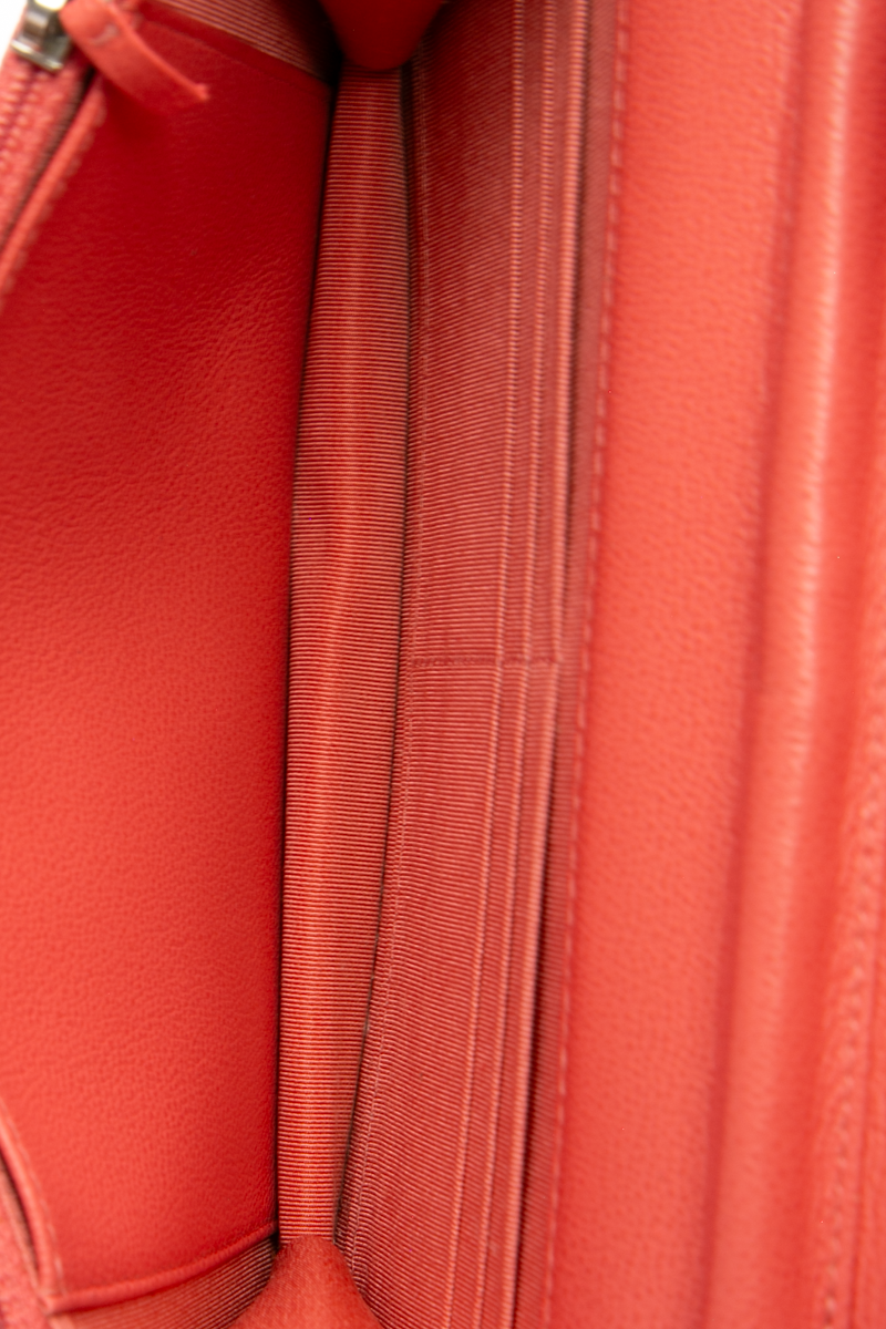 Urban Companion Wallet on Chain