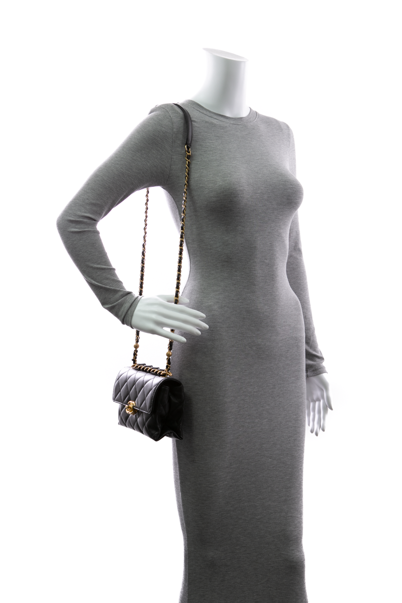 Chanel-Mini-Chain-Flap-Bag-297096