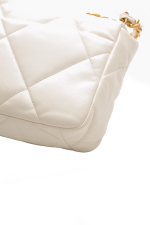 Medium Chanel 19 Bag