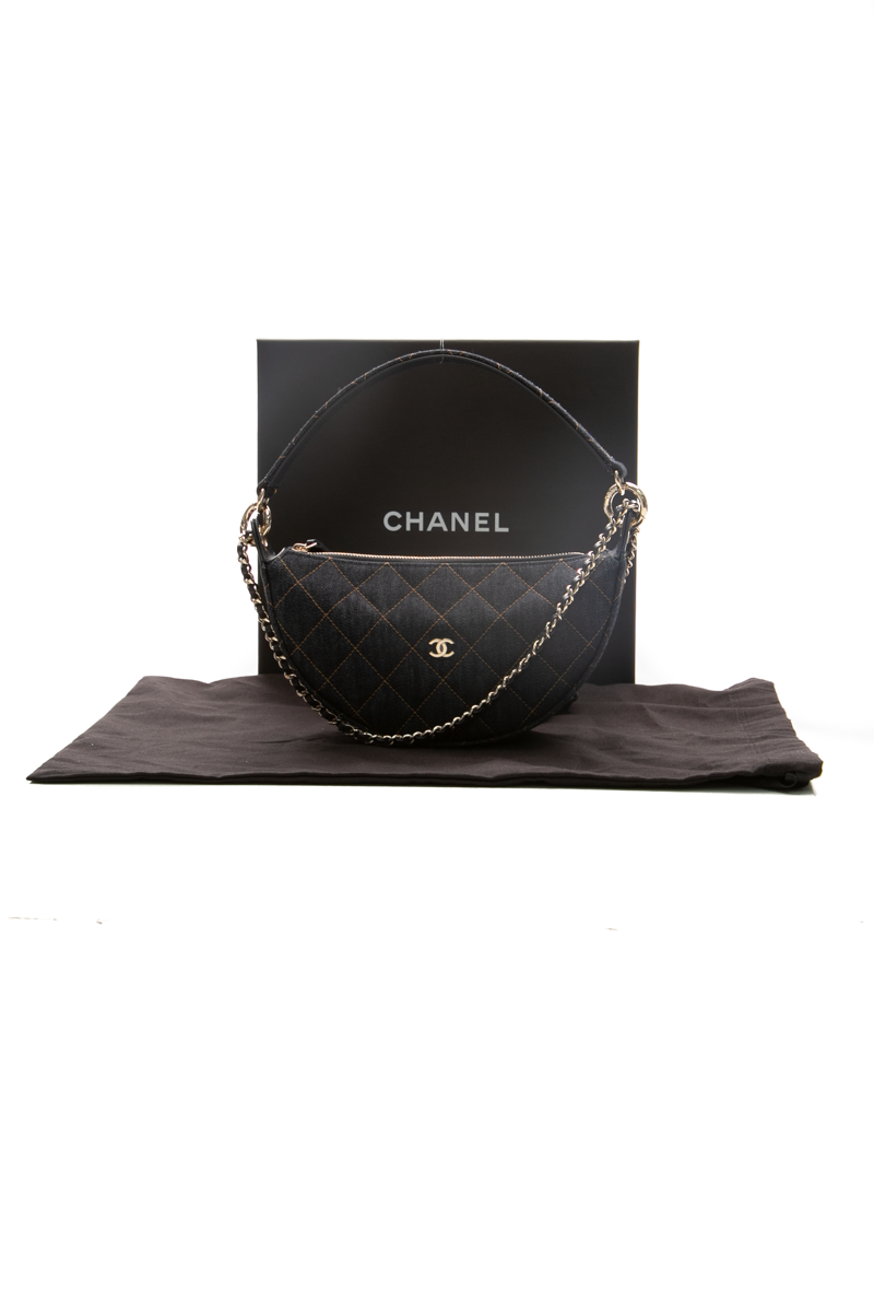 Clutch with Chain Bag