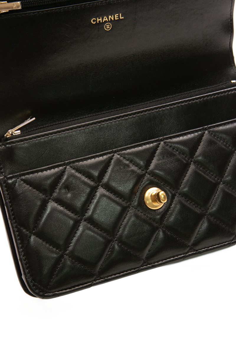 Pearl Wallet on Chain