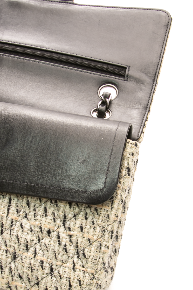 Classic Medium Double Flap Bag