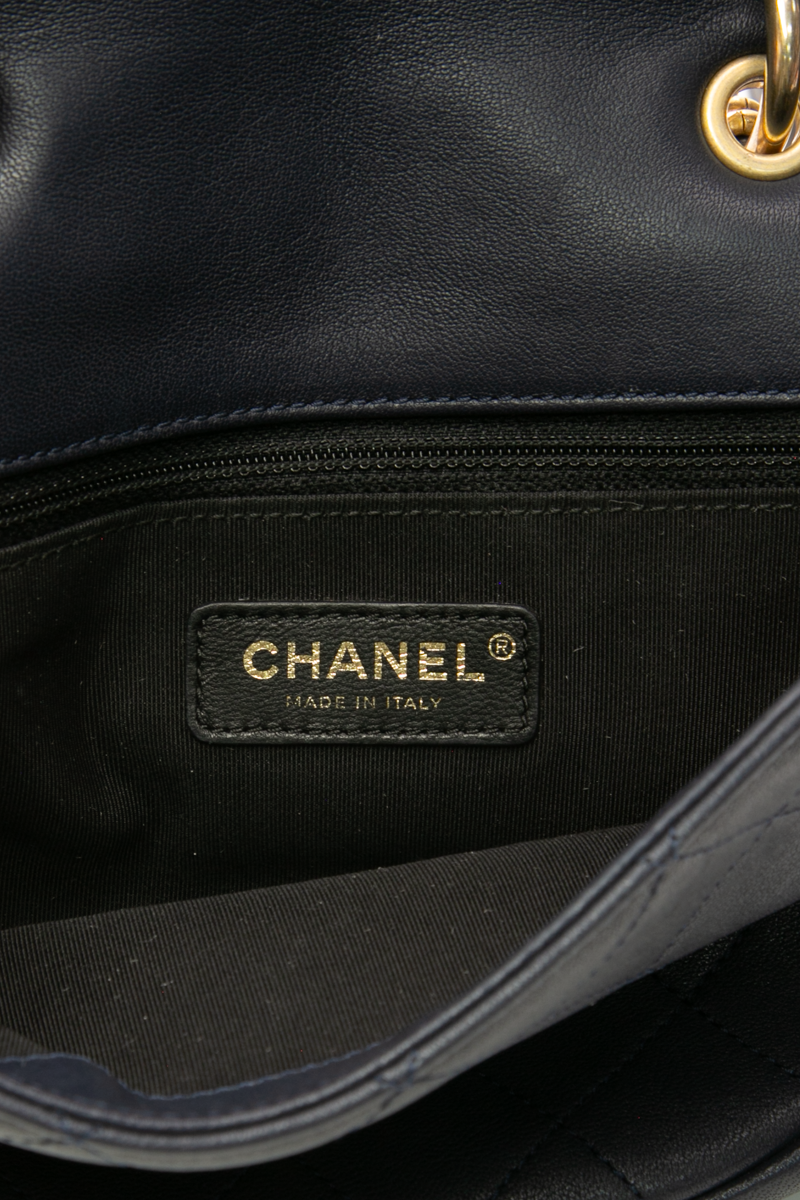 Chain Detail Small Saddle Bag