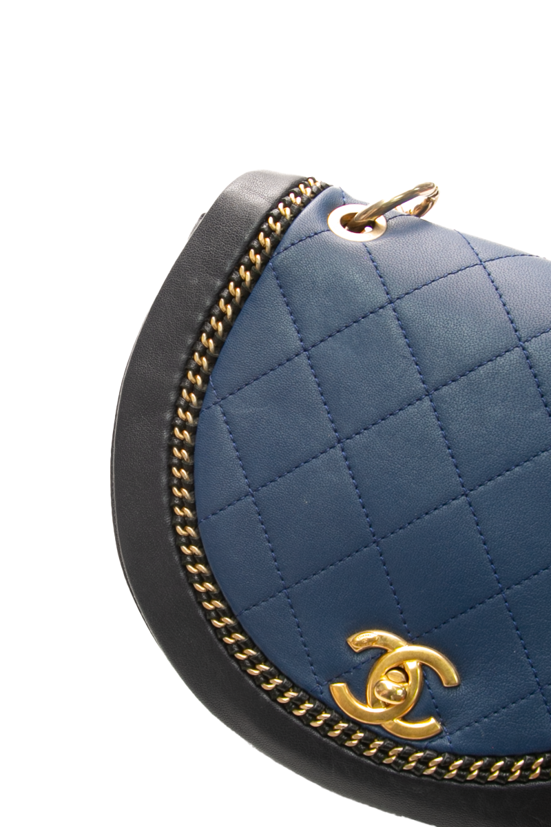 Chain Detail Small Saddle Bag