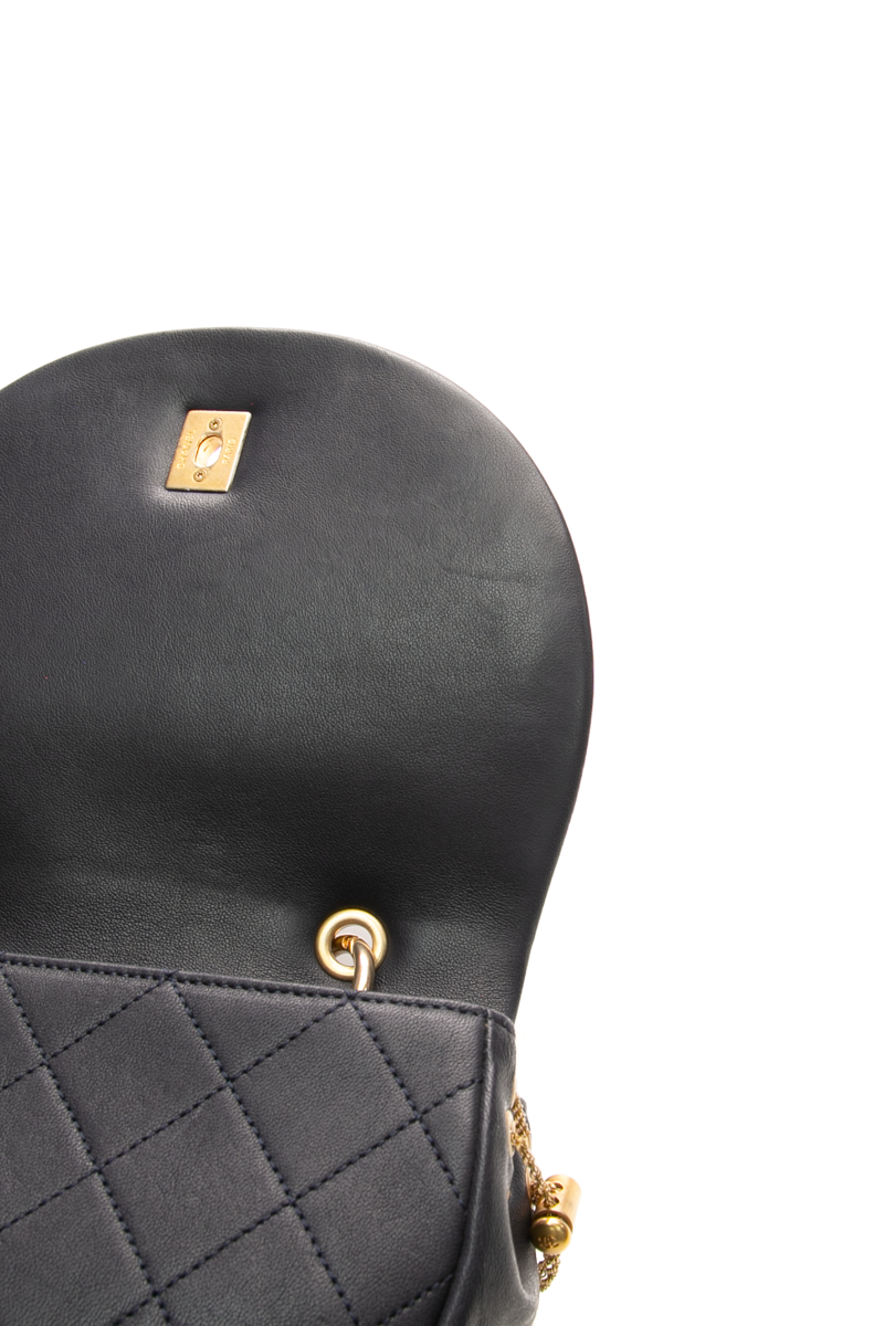 Chain Detail Small Saddle Bag
