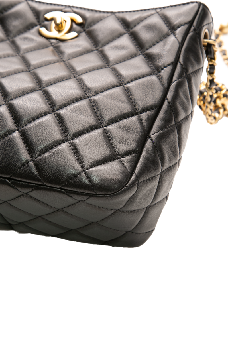 Small Pearl Crush Hobo Bag