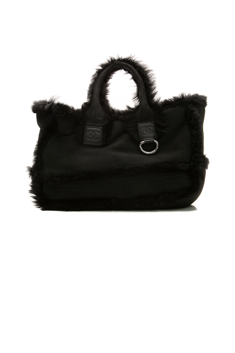 Chanel-CC-Fur-Tote-Bag-298743