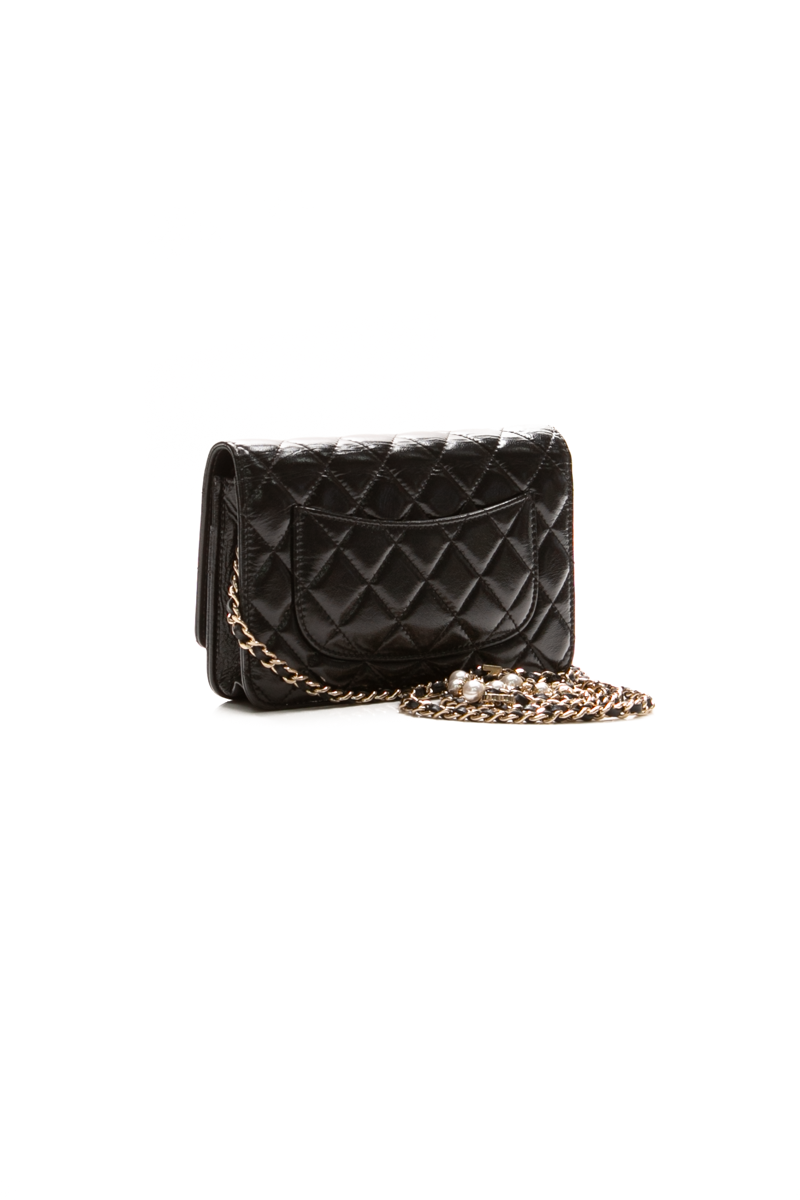 Pearl Charm Wallet On Chain