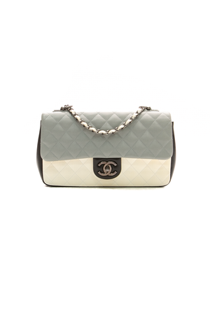 Chanel-Medium-Single-Flap-Bag-298990