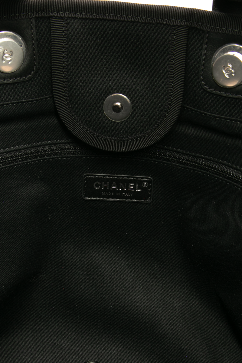 Studded Deauville Medium Shopping Tote