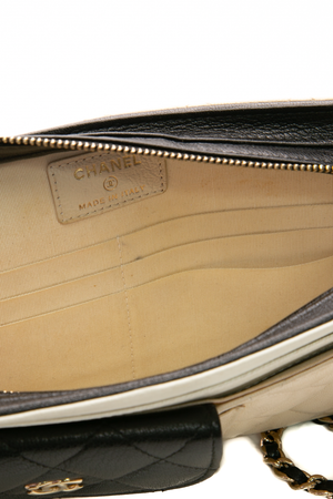 Multi-Pocket Wallet on Chain Bag