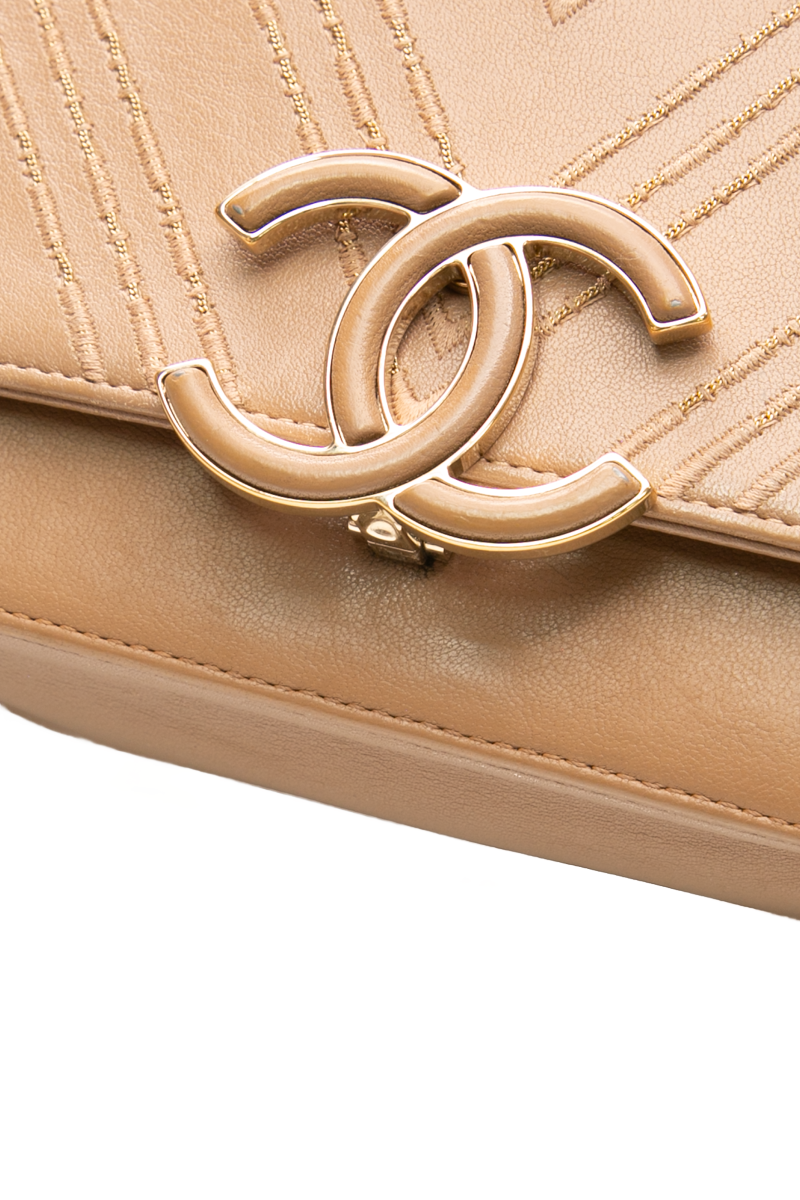 Small Subtle Flap Bag