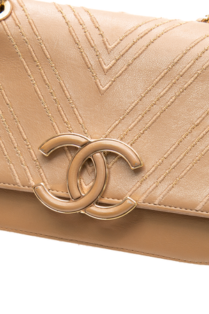 Small Subtle Flap Bag