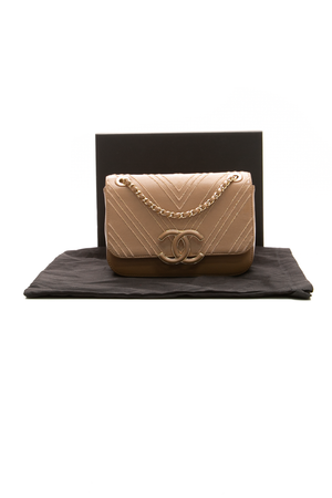 Small Subtle Flap Bag
