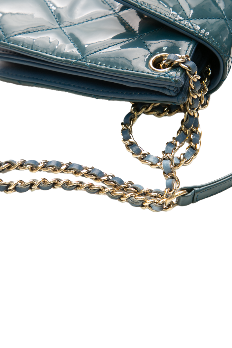 Golden Class Accordion Flap Bag