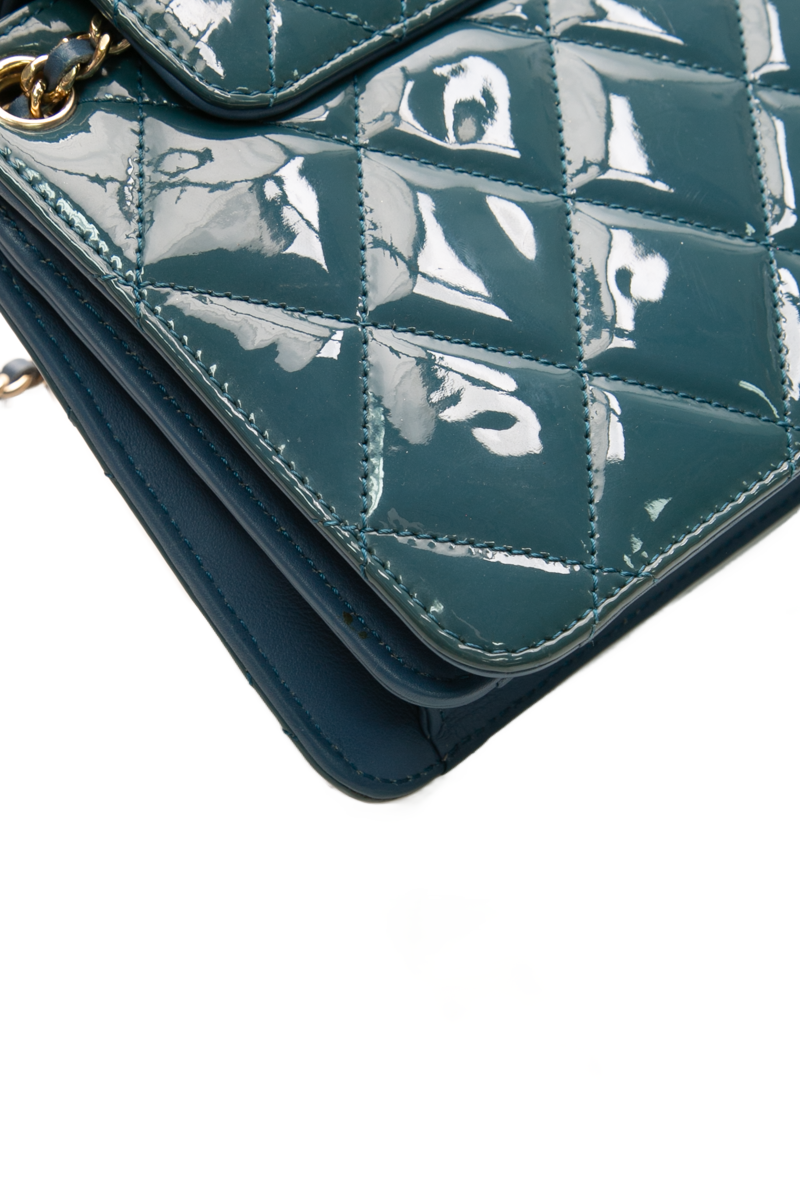 Golden Class Accordion Flap Bag