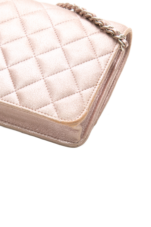 Iridescent Wallet on Chain