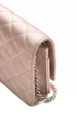 Iridescent Wallet on Chain