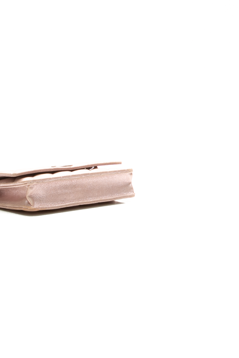 Iridescent Wallet on Chain