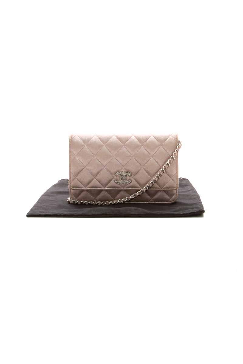 Iridescent Wallet on Chain