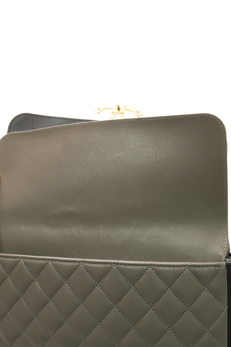 CC Chic Medium Double Flap Bag