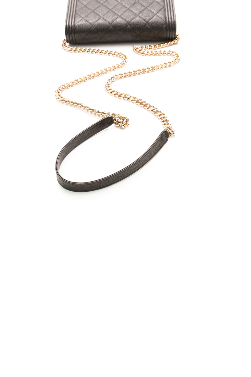 Boy Wallet On Chain