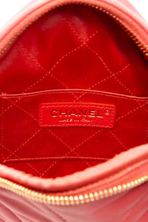 Diamond Clutch with Chain