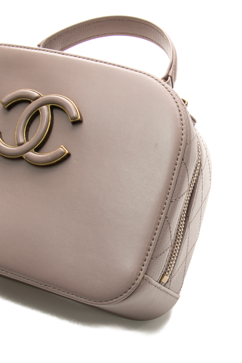 Coco Curve Vanity Case
