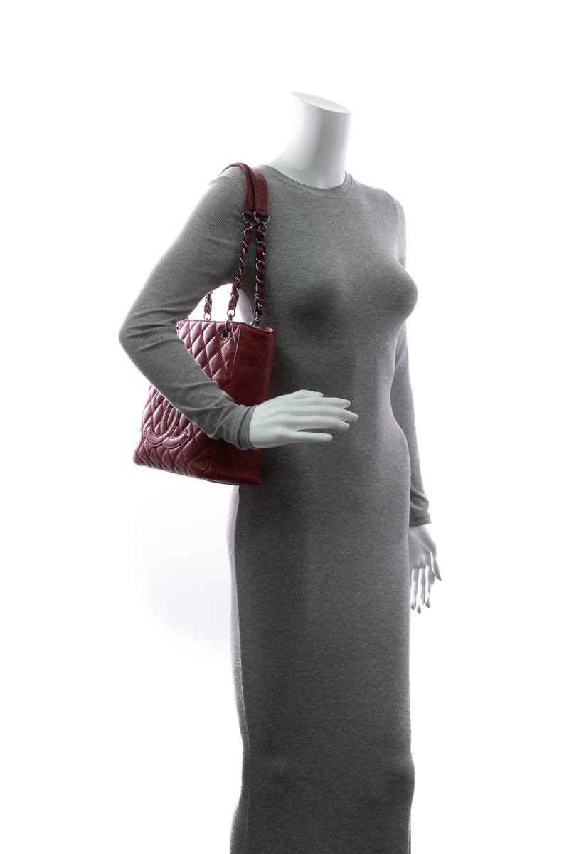 Chanel-Petite-Shopping-Tote-Bag-300276