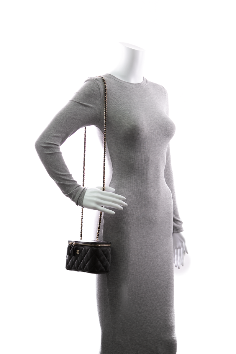 Chanel-Small-Vanity-Case-300478
