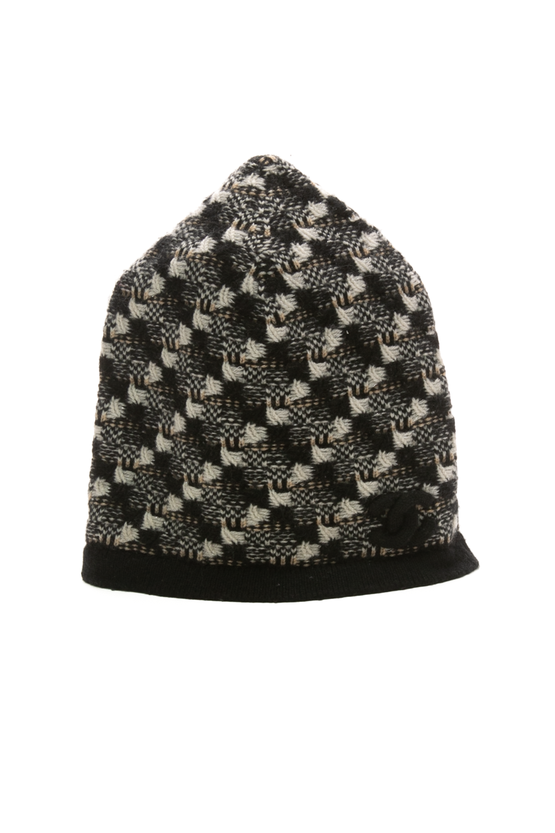 Chanel-CC-Cloche-Beanie-294466