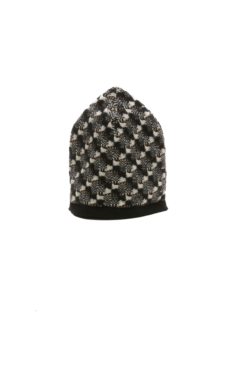 Chanel-CC-Cloche-Beanie-294466