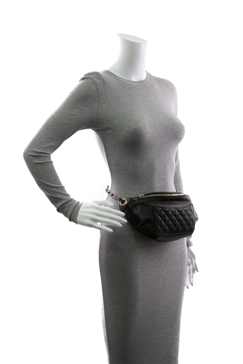 Chanel-Quilted-Belt-Bag-299990