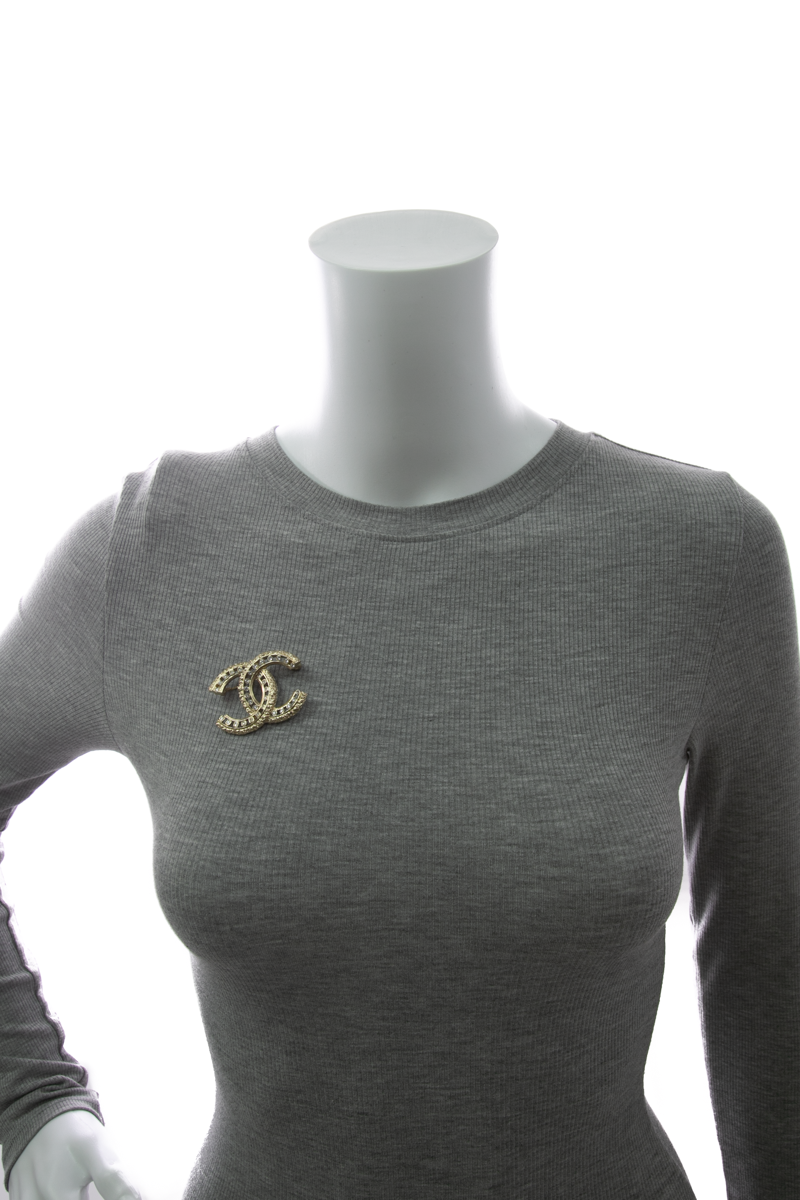 Chanel-CC-Crystal-Brooch-295175