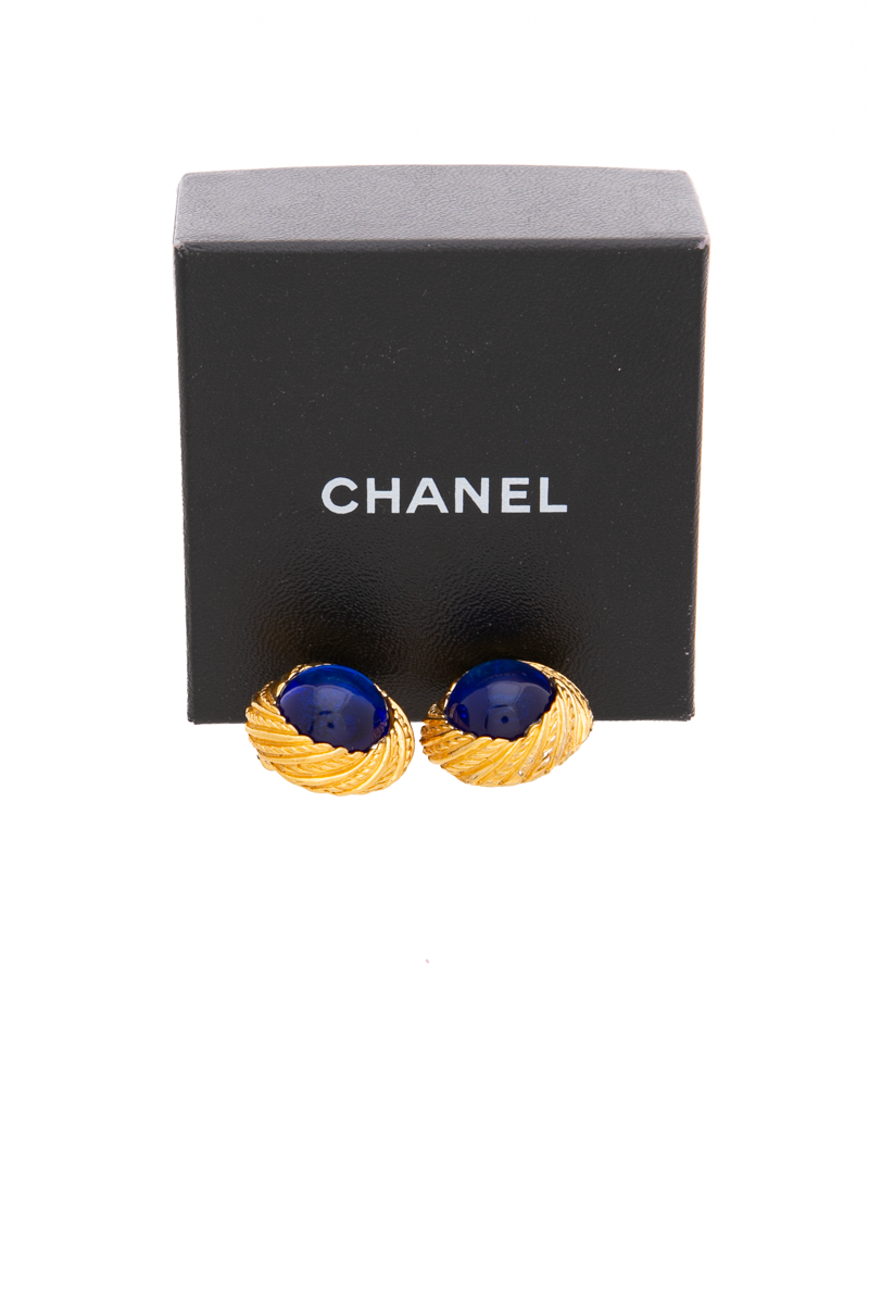 Vintage Clip On Earrings