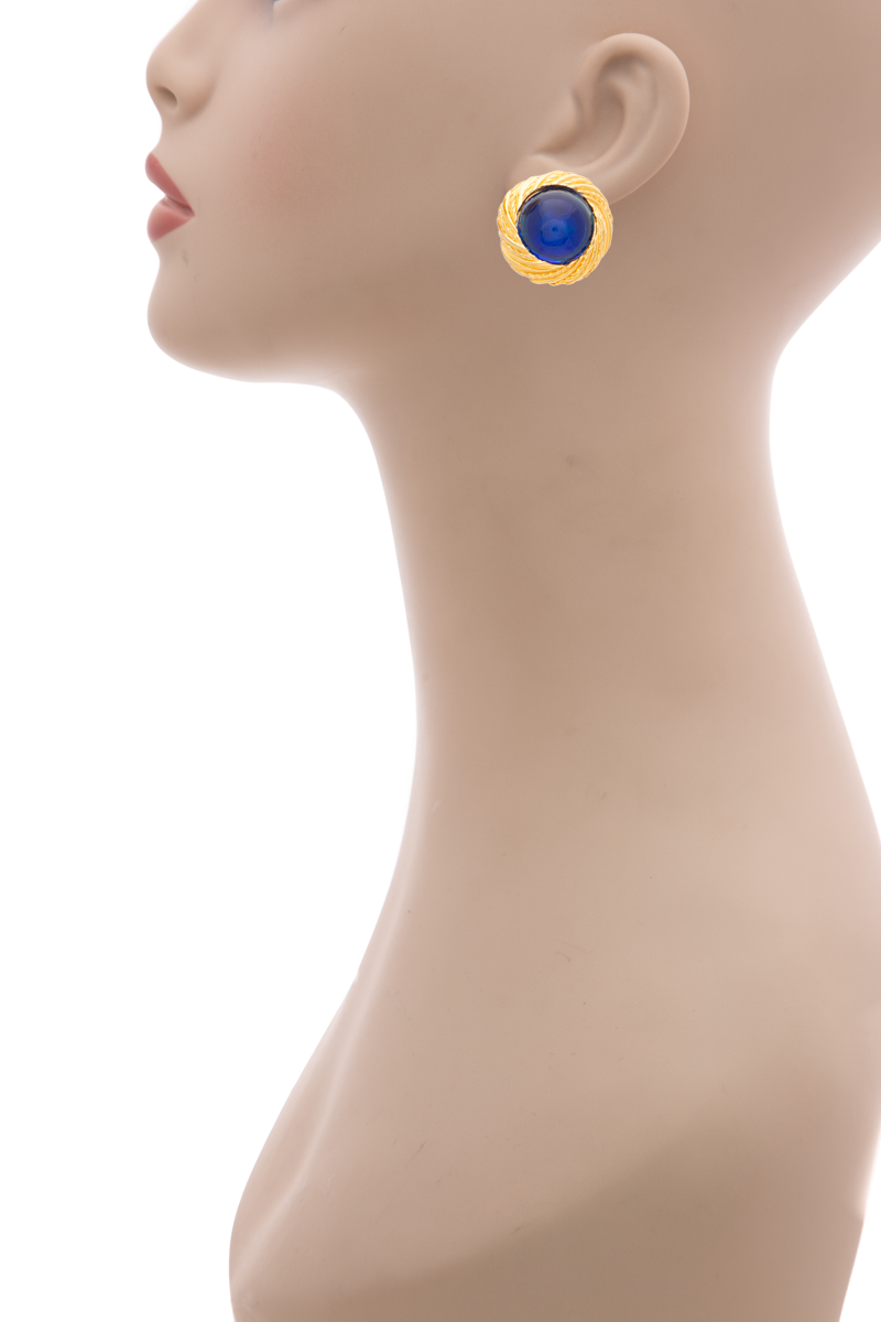 Vintage Clip On Earrings