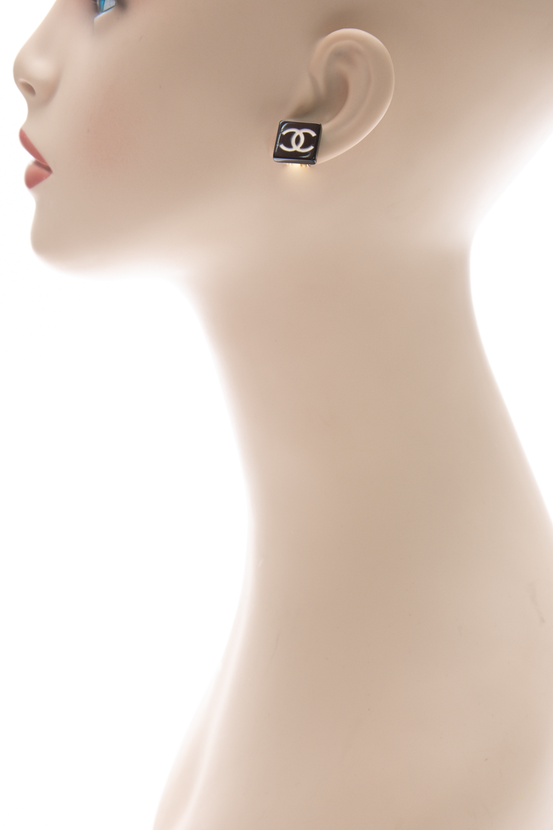 Chanel-CC-Clip-On-Earrings-295278