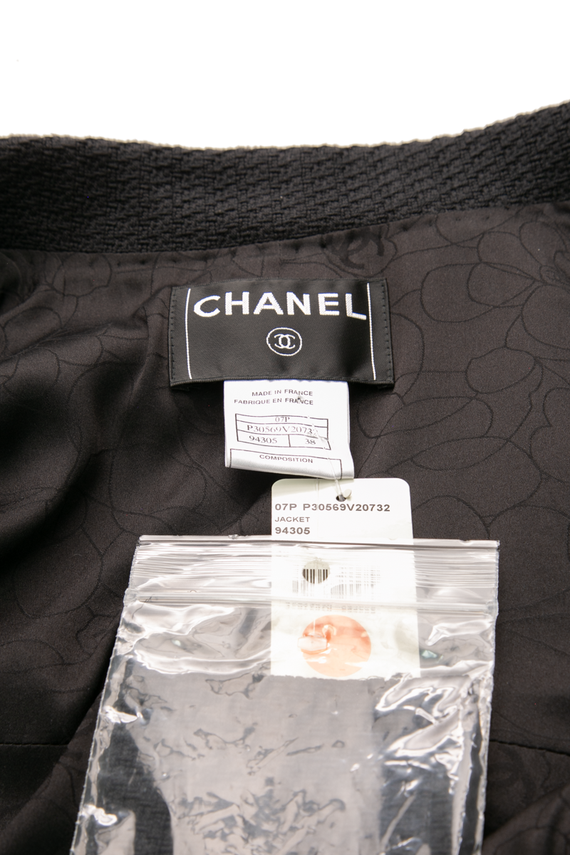 Zip Short Sleeve Jacket - Size 38