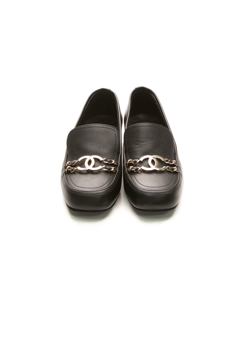 Chanel-CC-Chain-Loafers-Size-35.5-293311