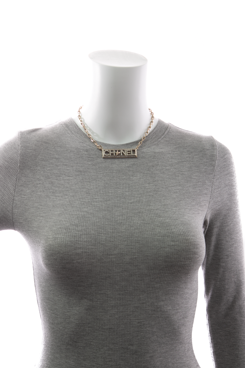 Chanel-Star-Logo-Pendant-Necklace-299853